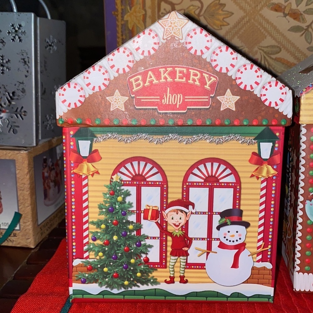 Bundle of Christmas gift boxes 8 - Picture 9 of 9